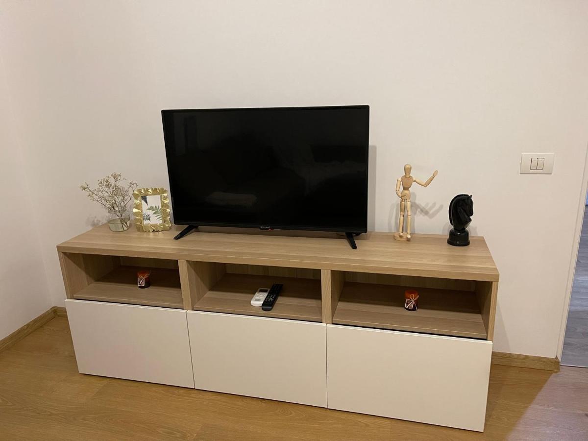 Gold Luxury Apartment Close To Presidential Palace Bukarest Exteriör bild