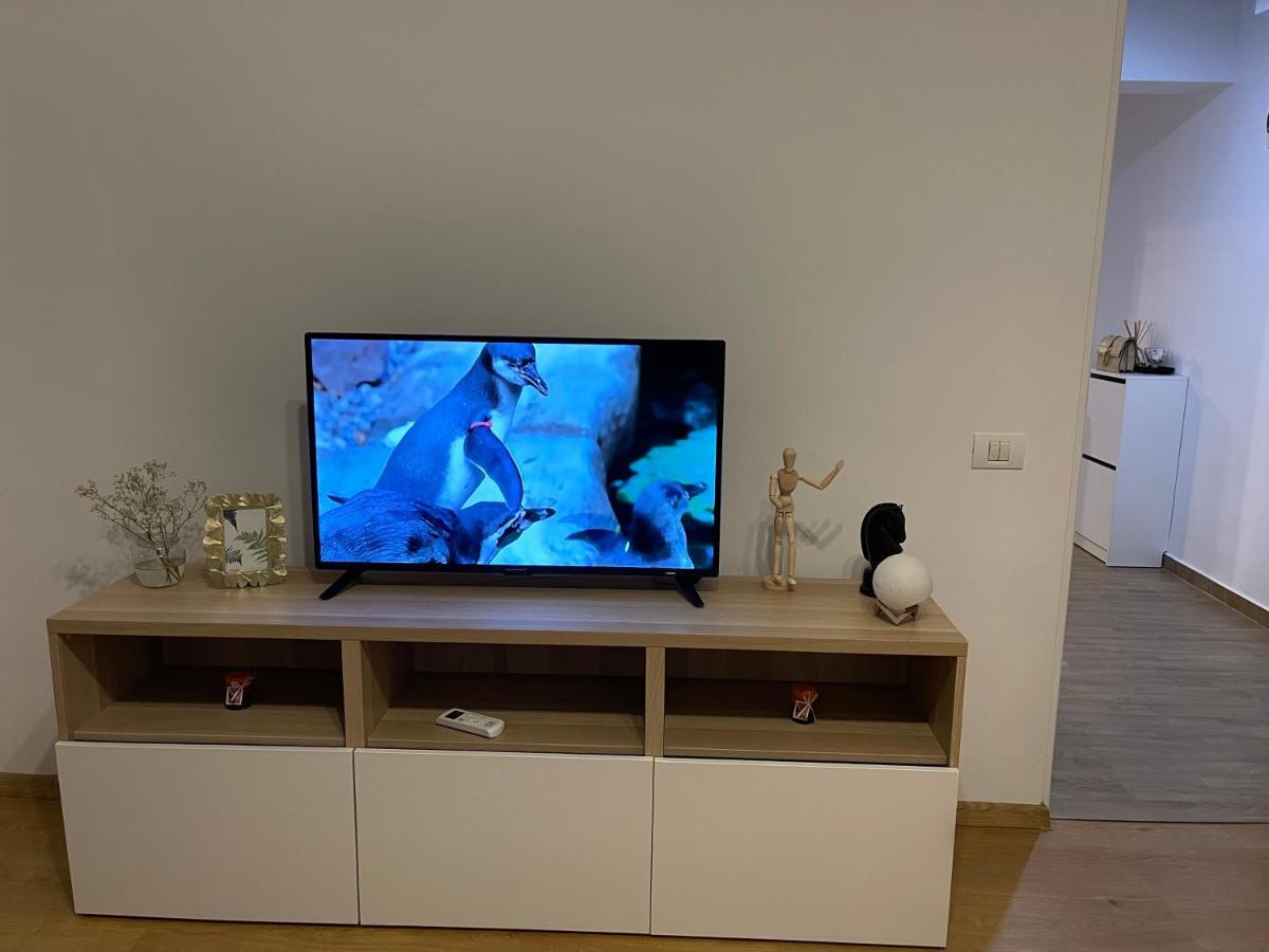 Gold Luxury Apartment Close To Presidential Palace Bukarest Exteriör bild