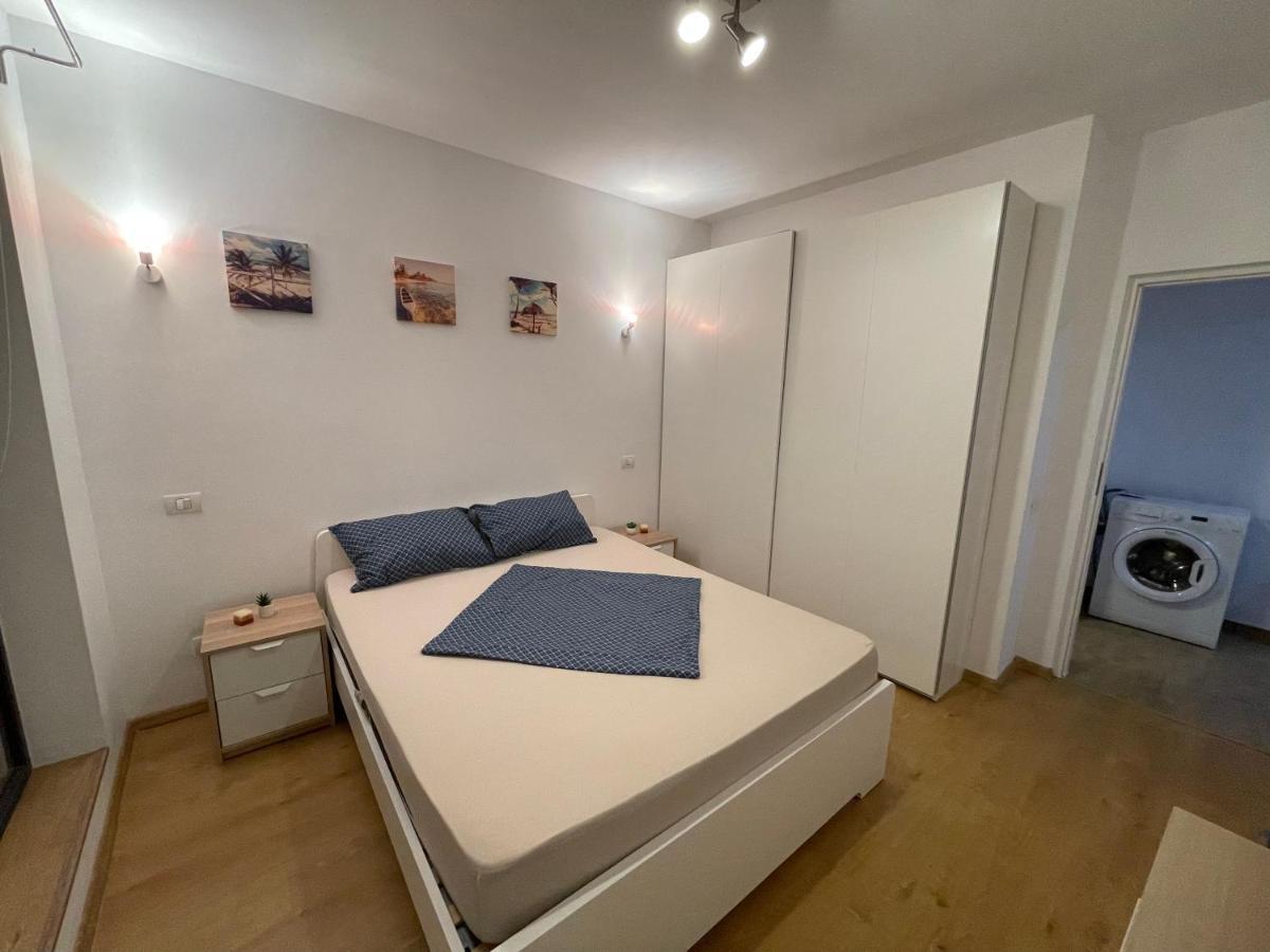 Gold Luxury Apartment Close To Presidential Palace Bukarest Exteriör bild